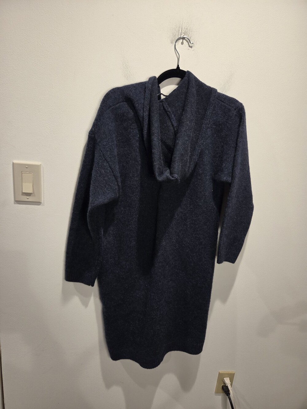 Uniqlo Womens Size S Cozy Wool Blend Long Line Cardigan W/ Pockets - Picture 3 of 6